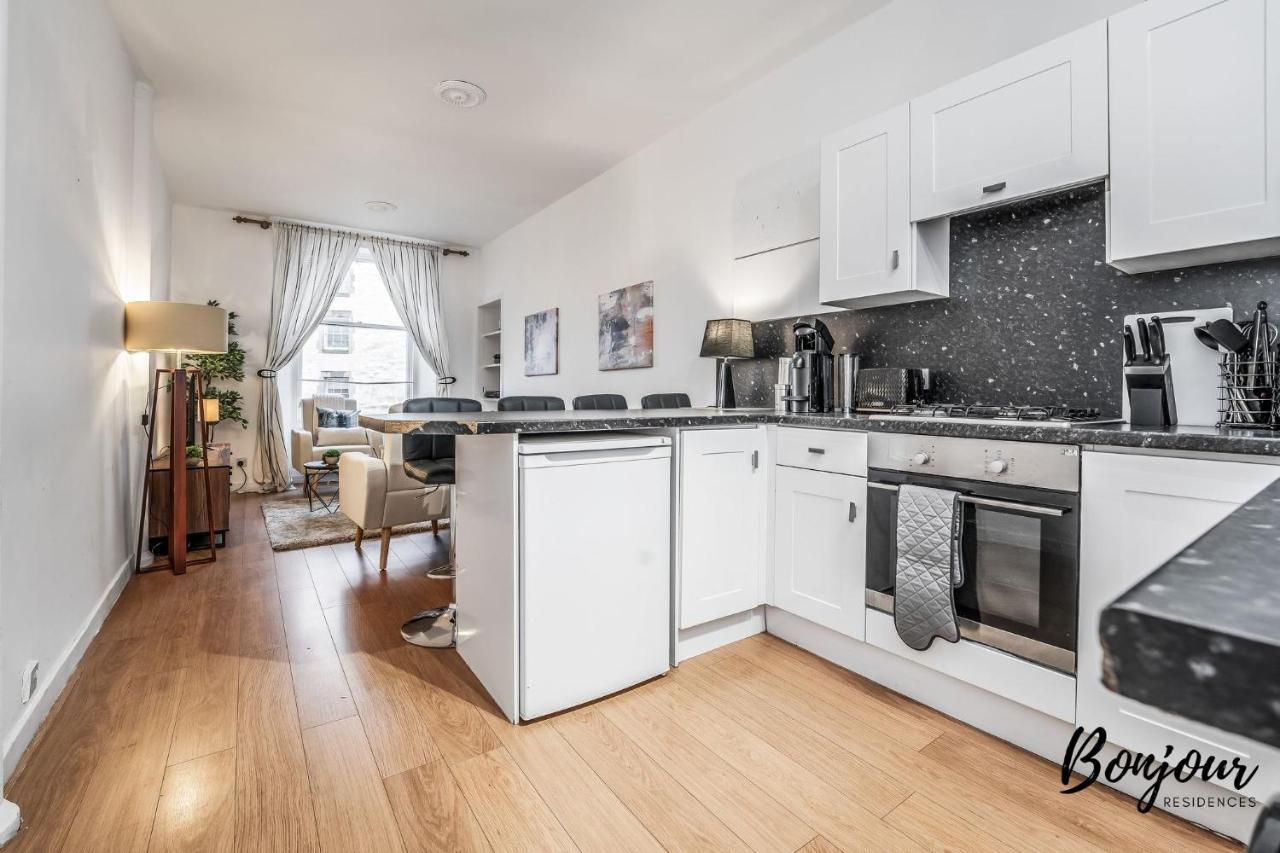 Cosy Grassmarket 2Br-1Ba - Newly Decorated! By Bonjour Residences Édimbourg Extérieur photo